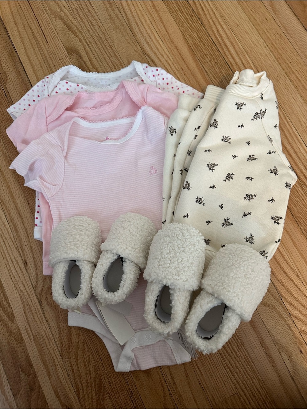 GAP Baby Girl Bundle 💕 First Favorites, Floral VintageSoft Sweats, Sherpa Bootie